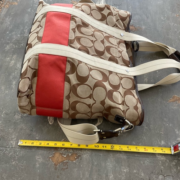 Large weekender Coach bag in EUC - Picture 8 of 8